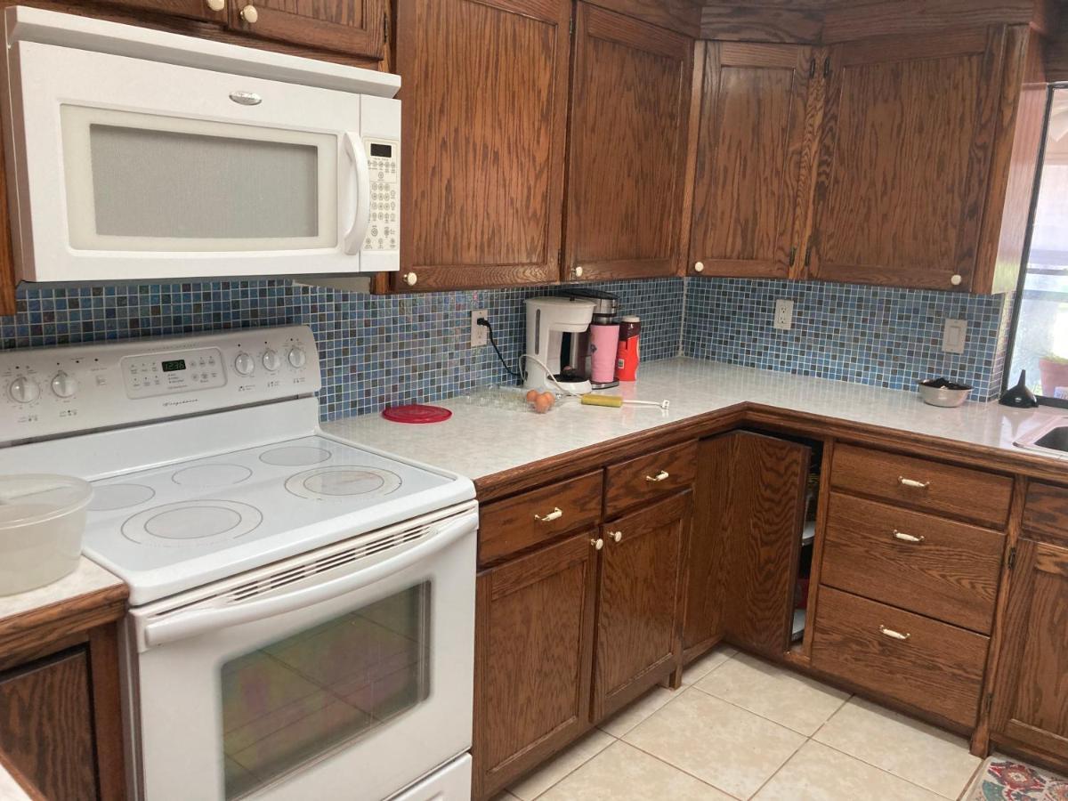 Irises House - Private Room In Home Kissimmee Εξωτερικό φωτογραφία